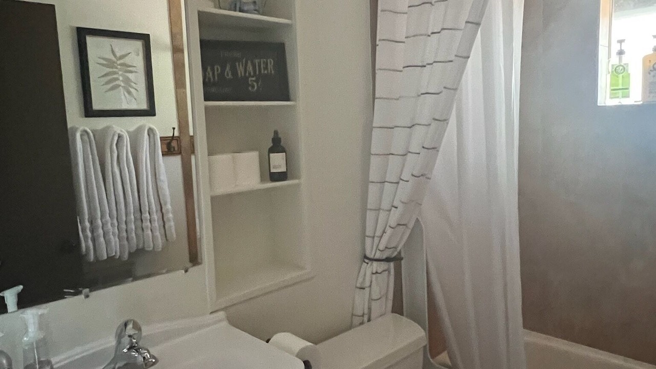 Photo of Bathroom in Munds Park