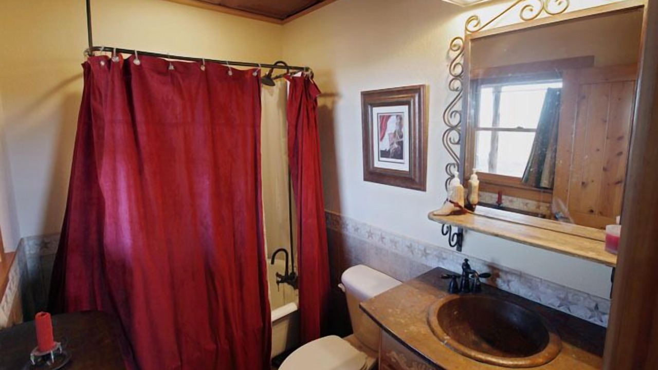 Photo of Bathroom in Mason