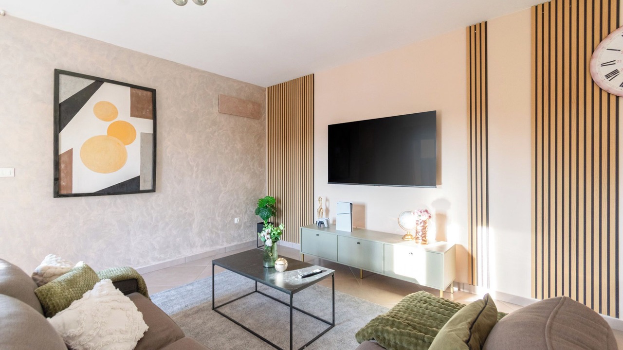 Photo of Livingroom in Tinjan