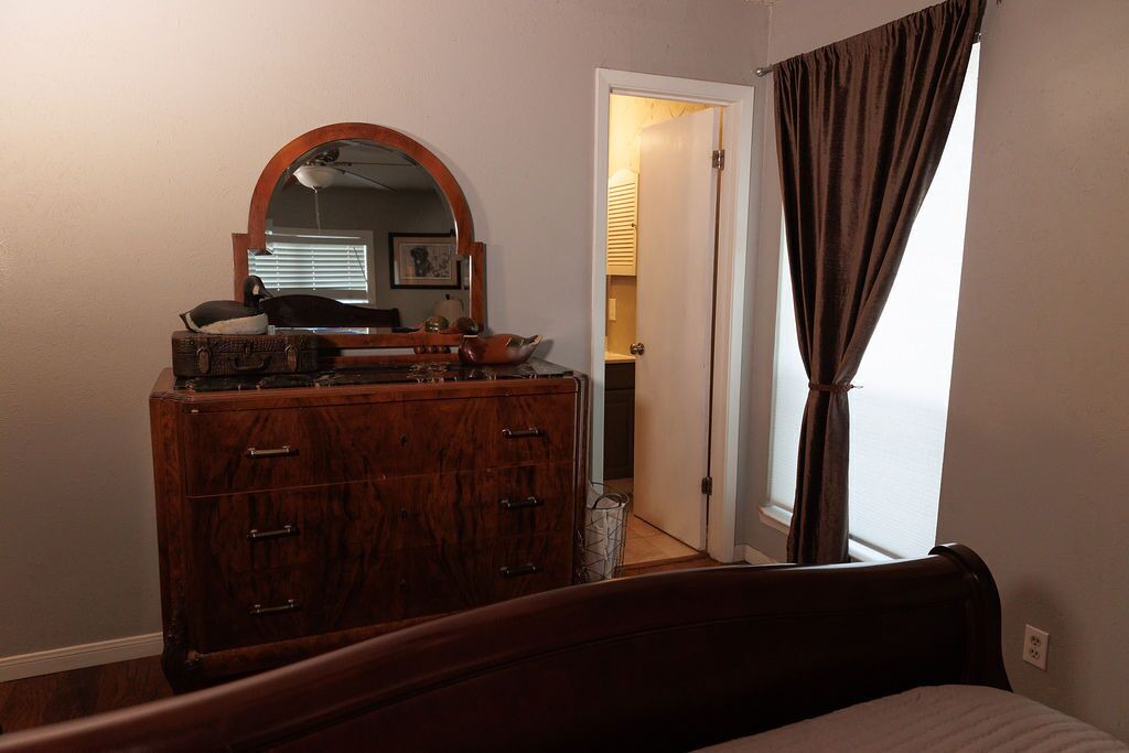 Photo of Bedroom in Carrell Oaks