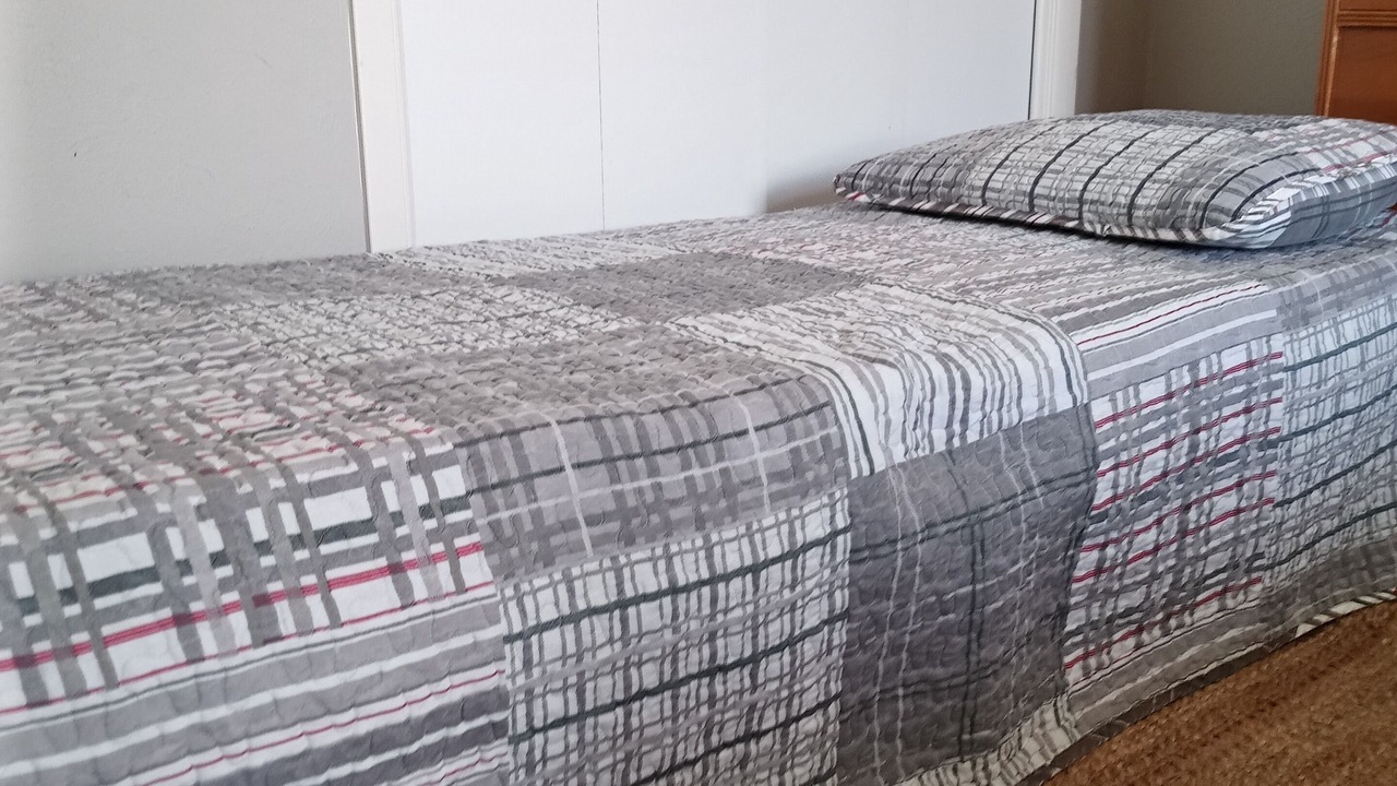 Photo of Bedroom in Carrell Oaks