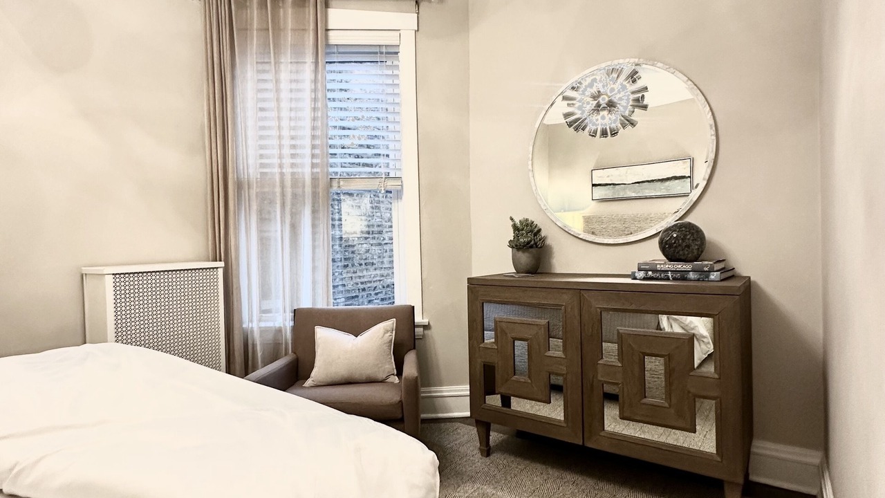 Photo of Bedroom in Edgewater