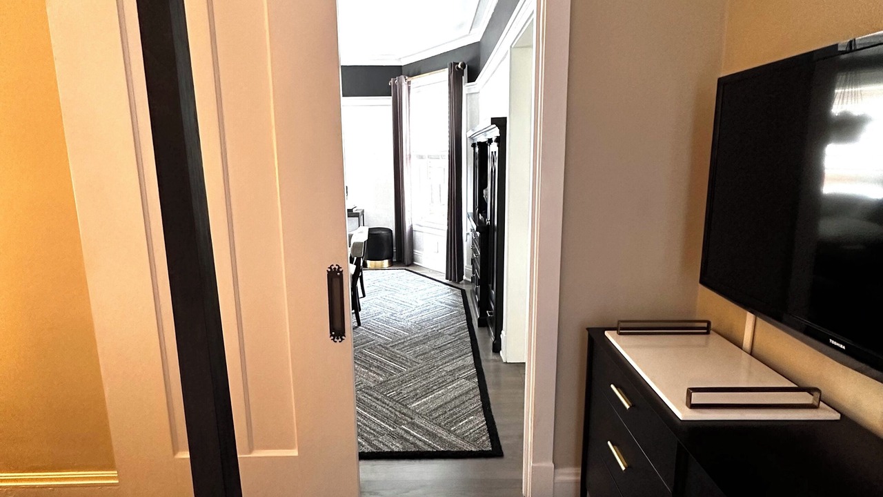 Photo of Bedroom in Edgewater