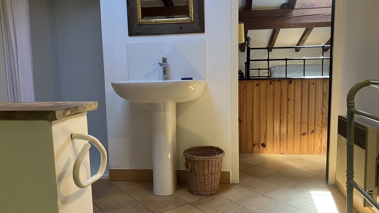 Photo of Bathroom in Orsans