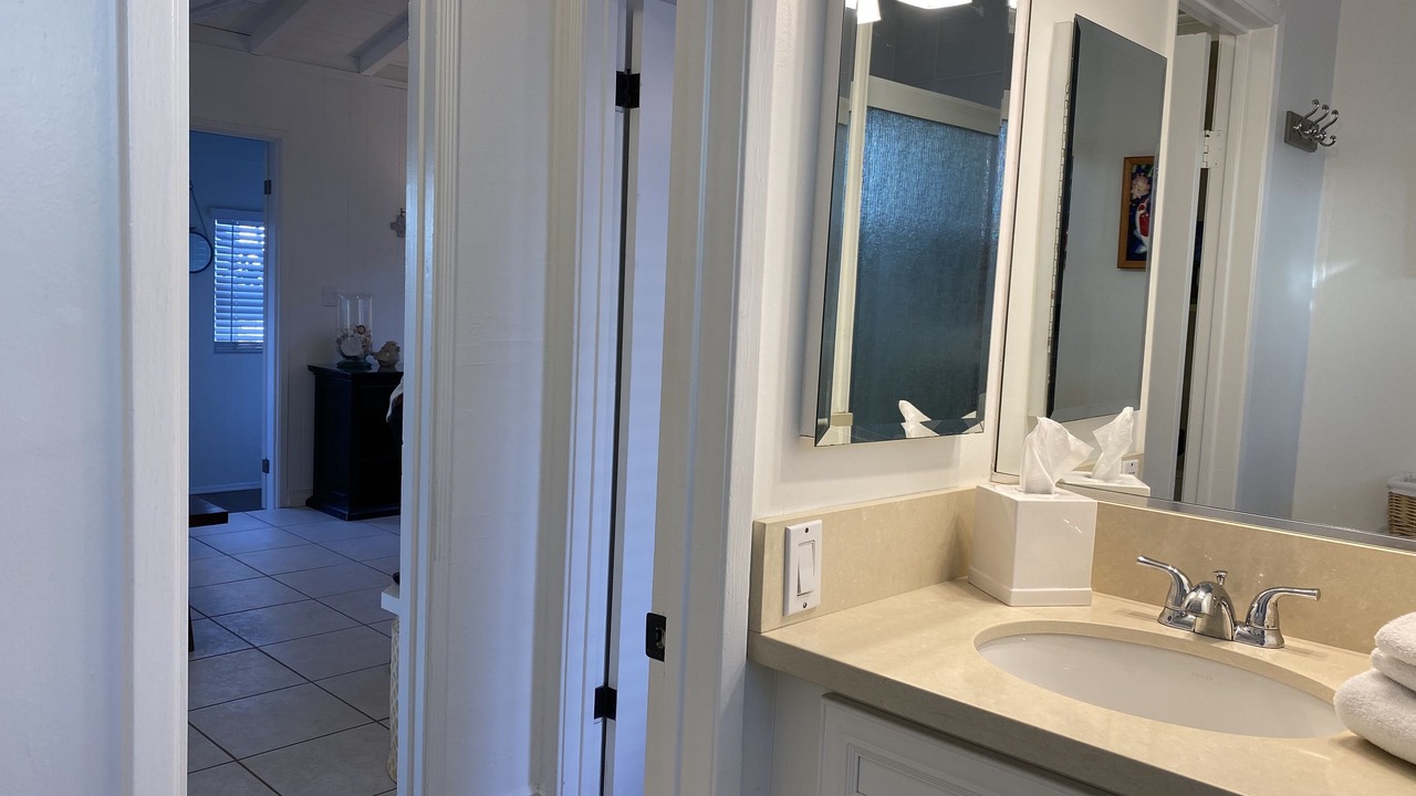 Photo of Bathroom in Balboa Island