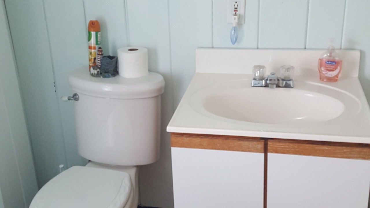 Photo of Bathroom in Wells Beach