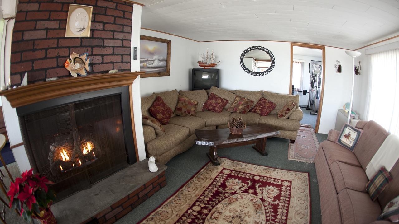 Photo of Livingroom in Wells Beach