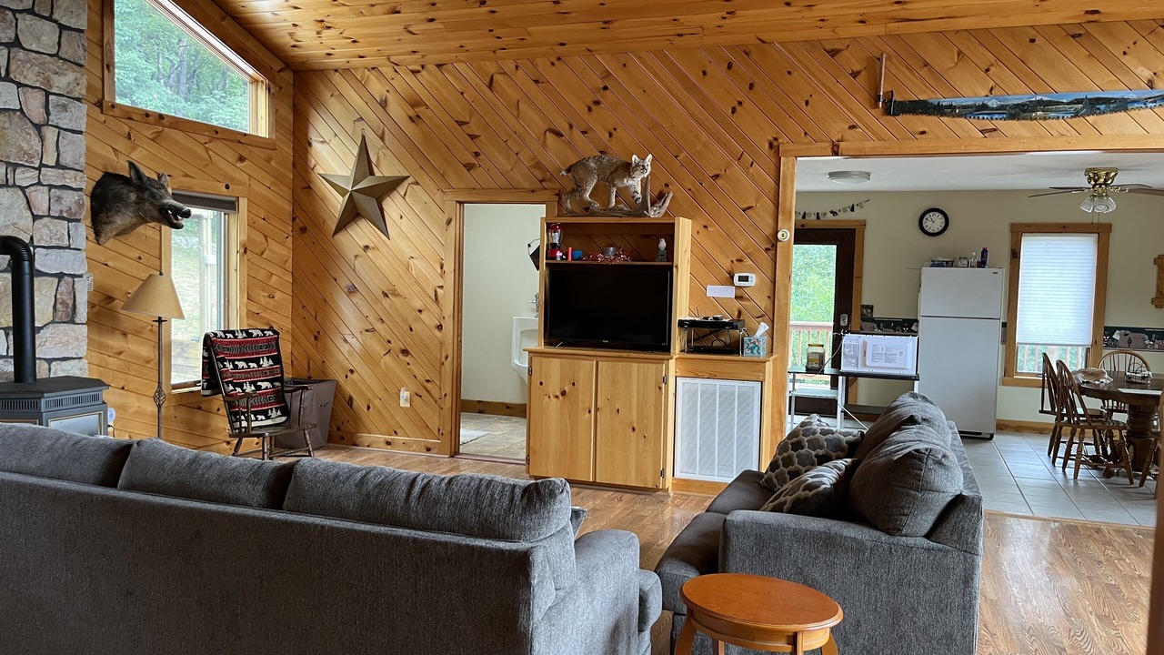 Photo of Livingroom in Luray
