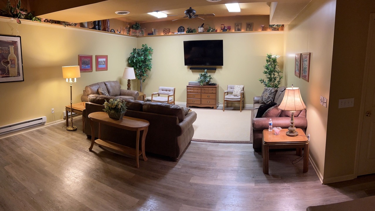 Photo of Livingroom in Fontana-on-Geneva Lake