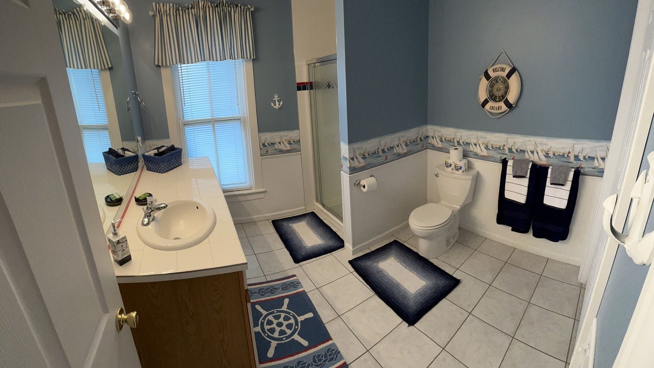 Photo of Bathroom in Fontana-on-Geneva Lake