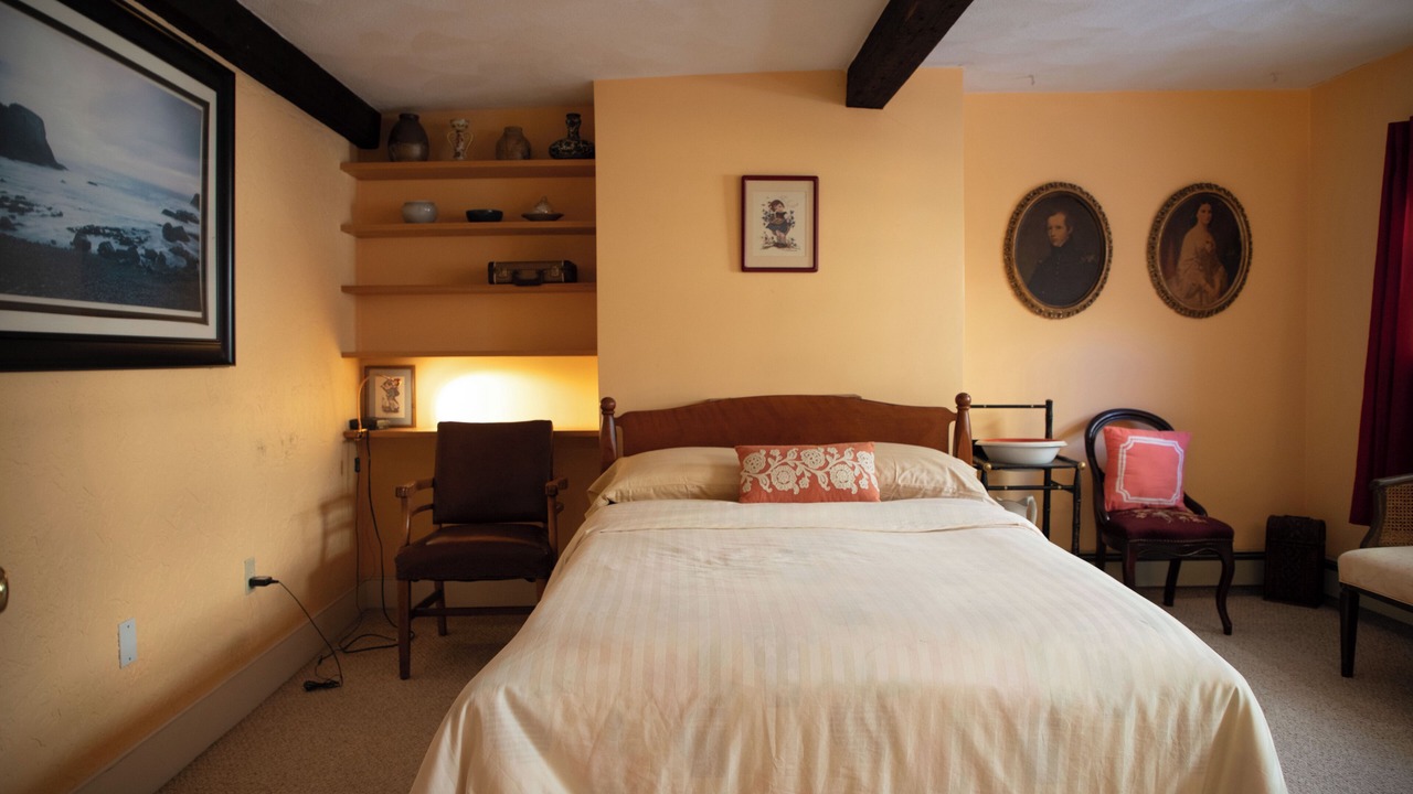 Photo of Bedroom in Chinatown