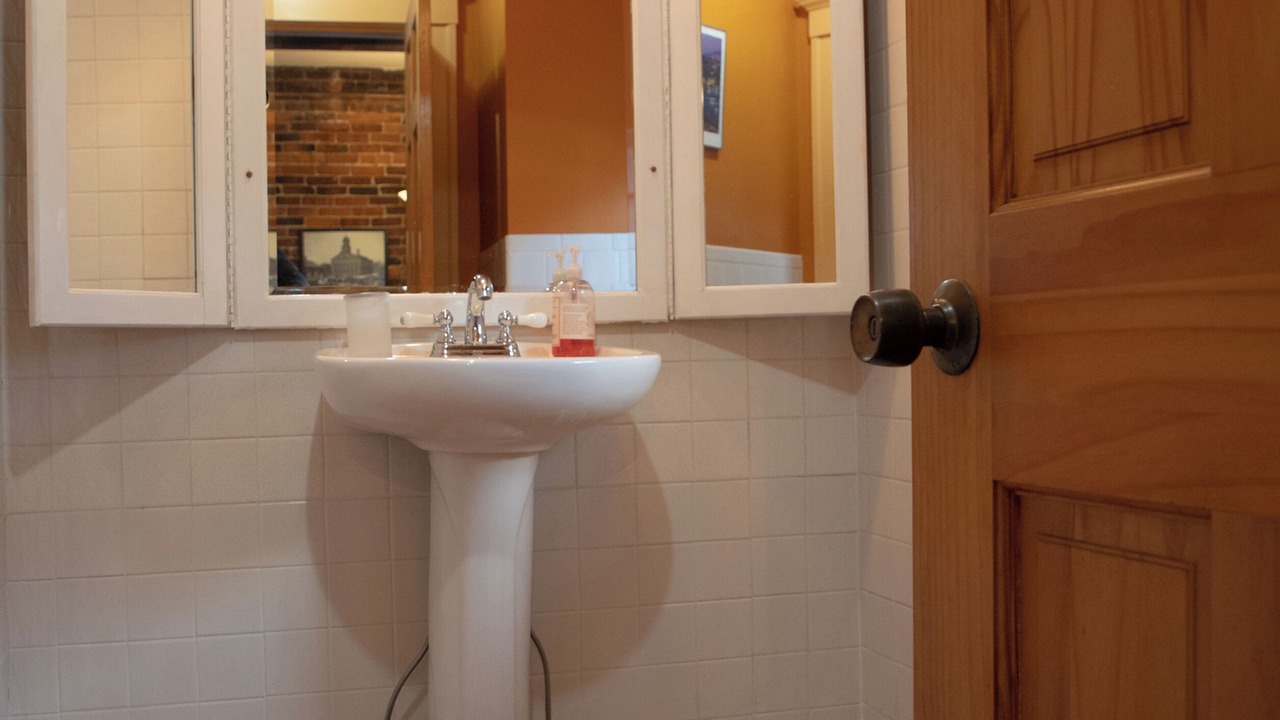Photo of Bathroom in Chinatown