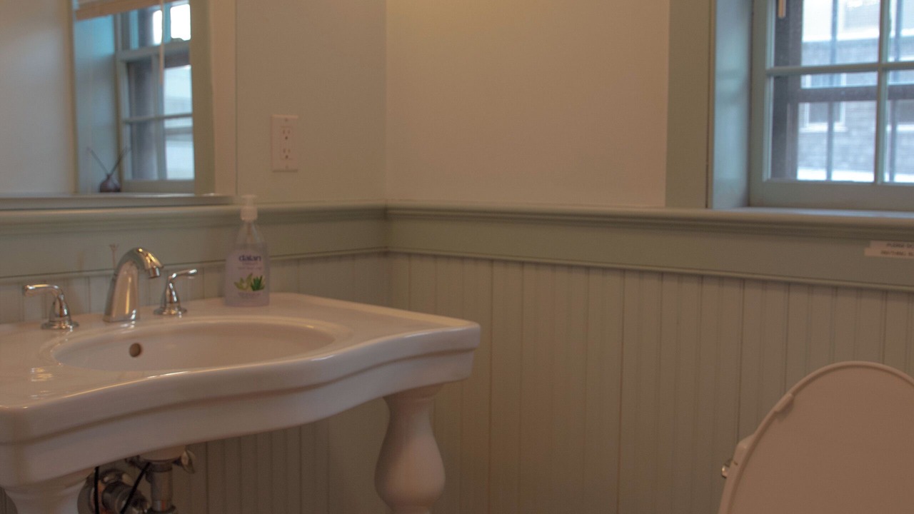 Photo of Bathroom in Chinatown