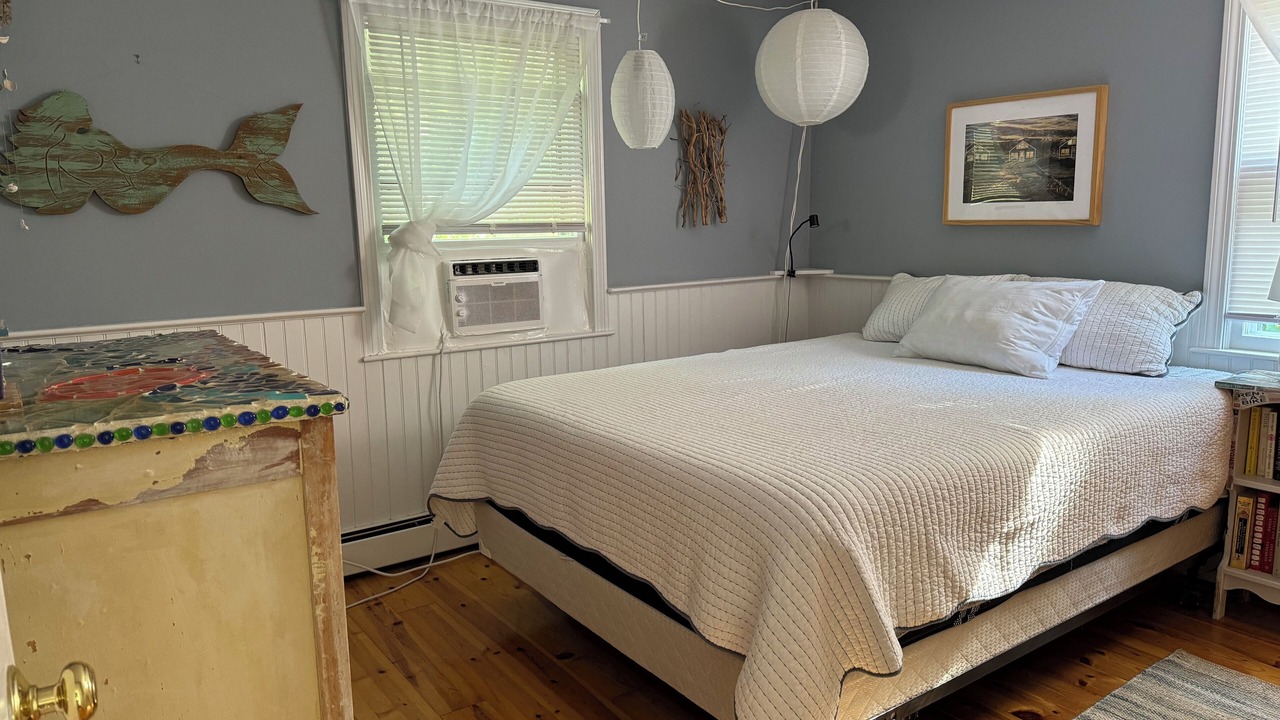 Photo of Bedroom in Truro