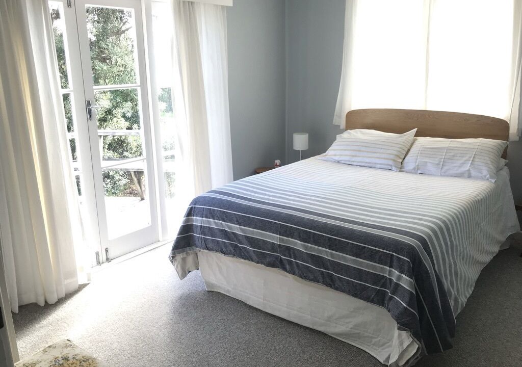Photo of Bedroom in Piha