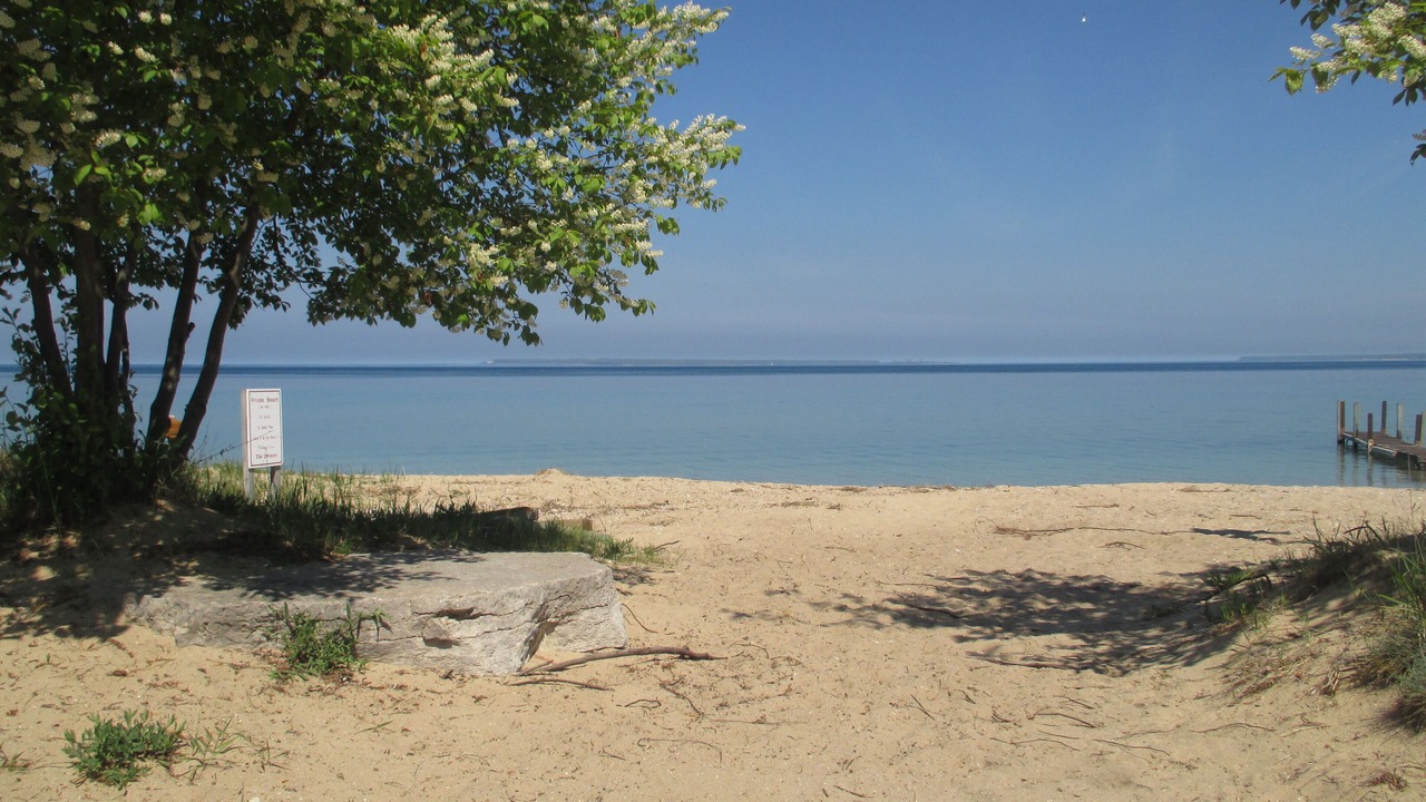 Photo of Outdoor in Maple City