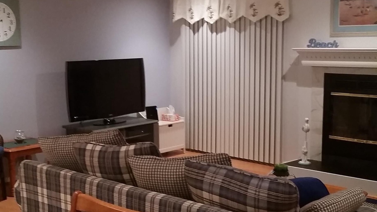Photo of Livingroom in Northeast Virginia Beach