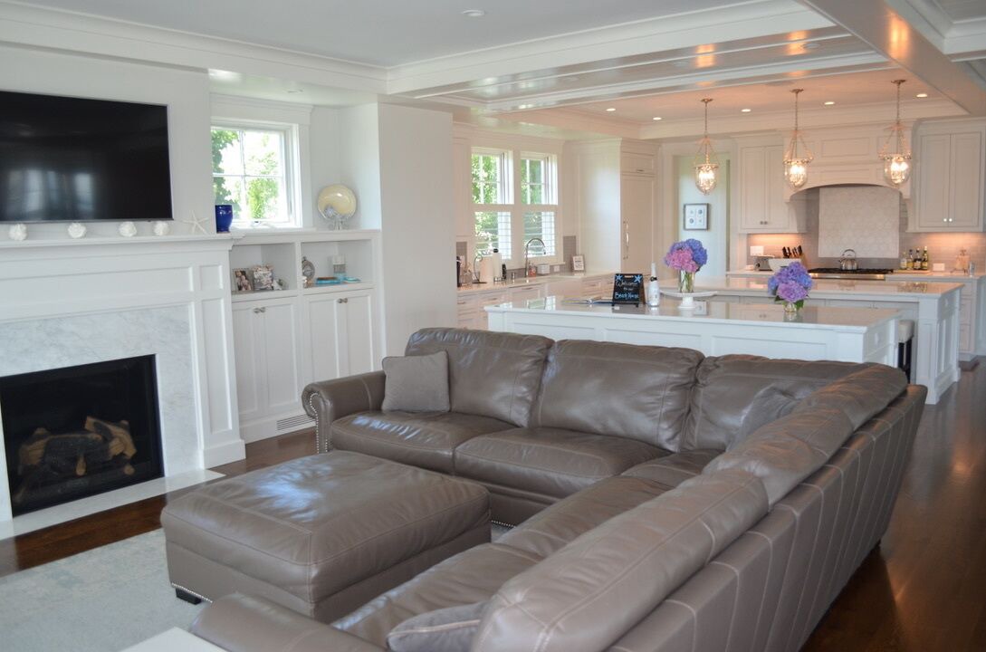 Photo of Livingroom in Popponesset