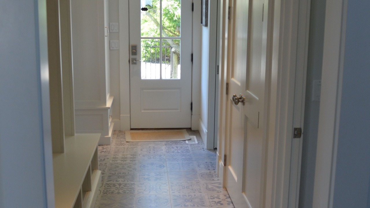 Photo of Others in Popponesset