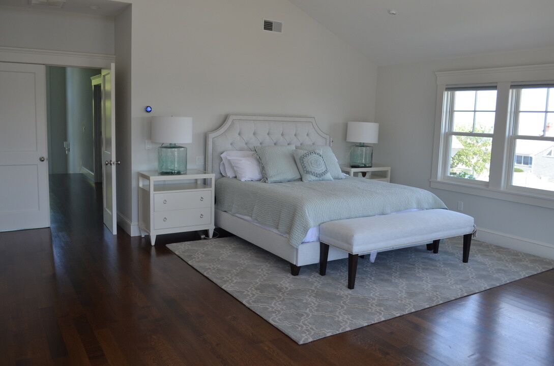 Photo of Bedroom in Popponesset