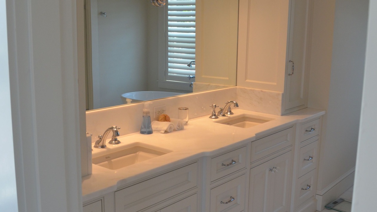 Photo of Bathroom in Popponesset