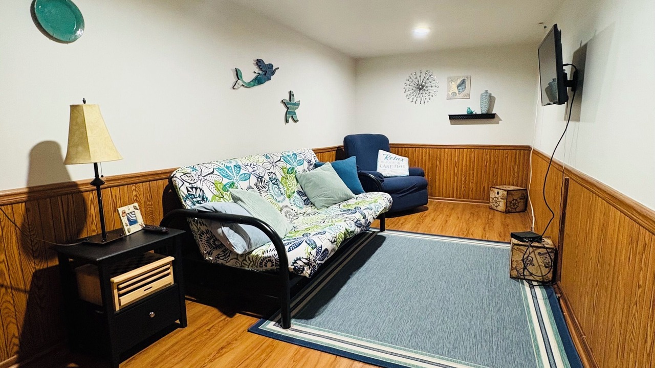 Photo of Livingroom in Twin Lake
