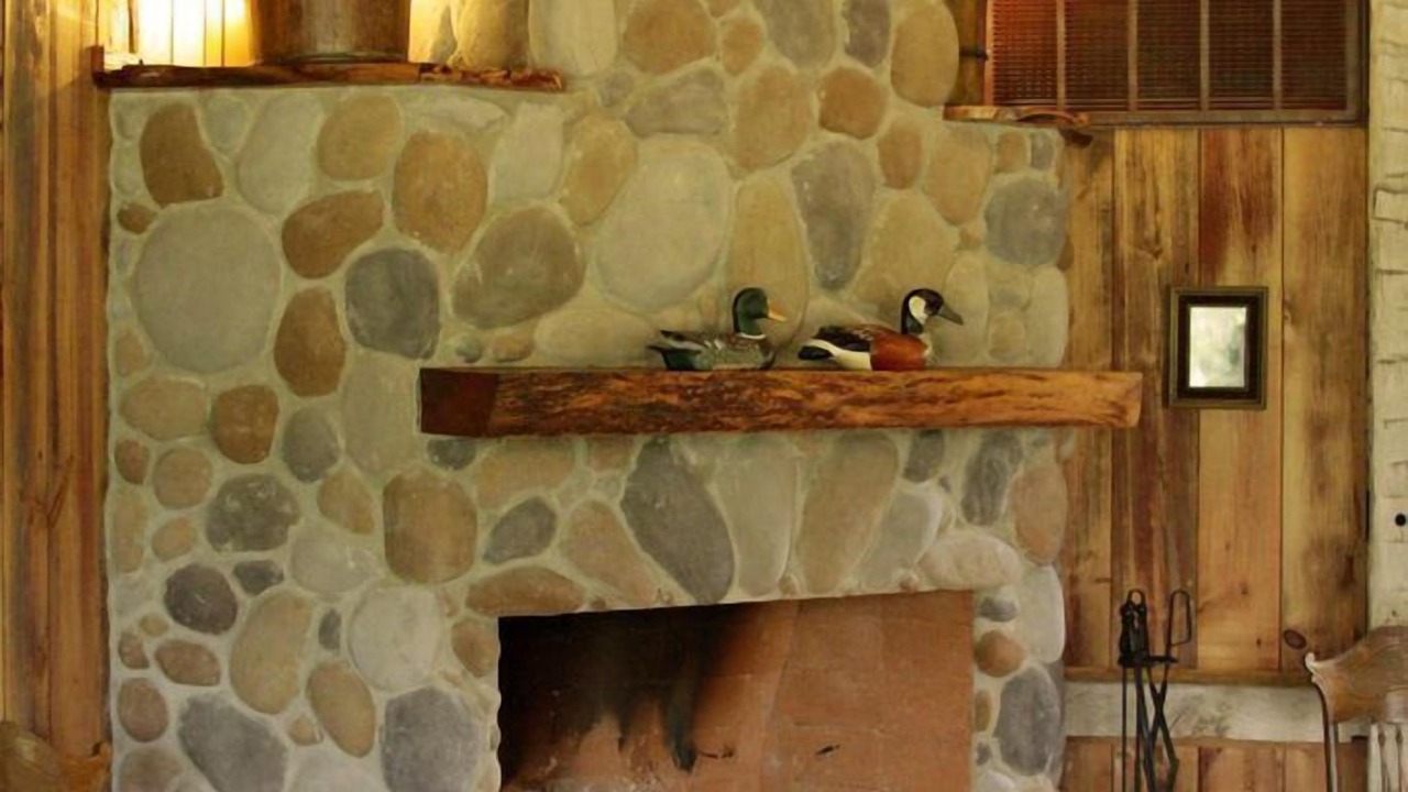 Photo of Livingroom in Buchanan Dam