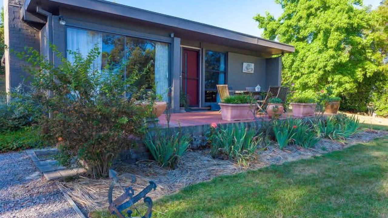 Photo of Others in Sutton Forest