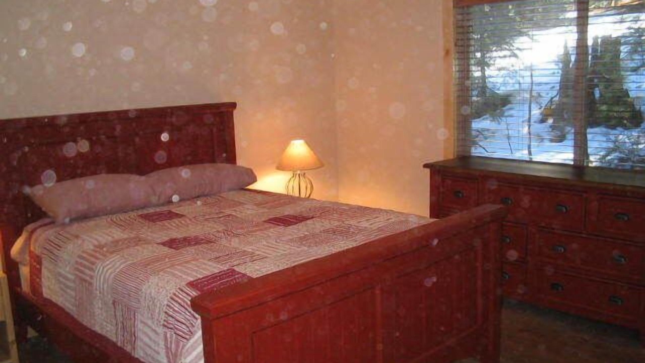 Photo of Bedroom in Strawberry