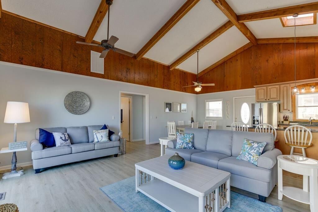 Photo of Livingroom in South Nags Head