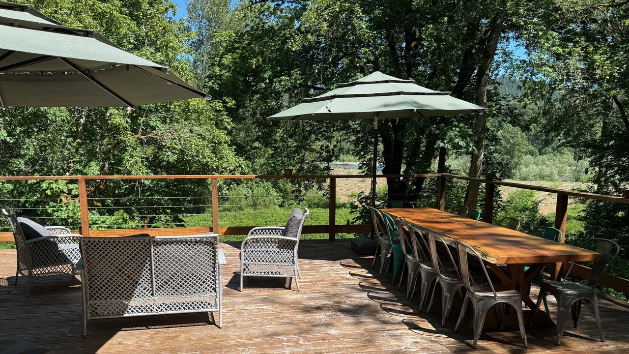 Photo of Others in Grants Pass