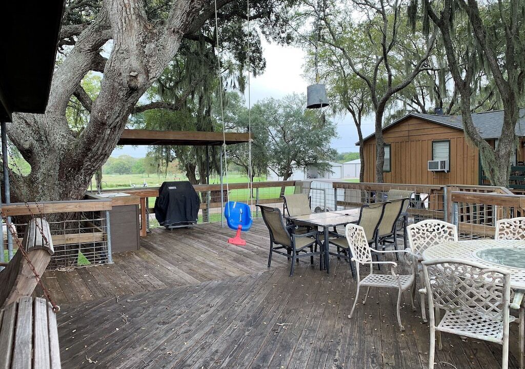 Photo of Outdoor in Cedar Lane
