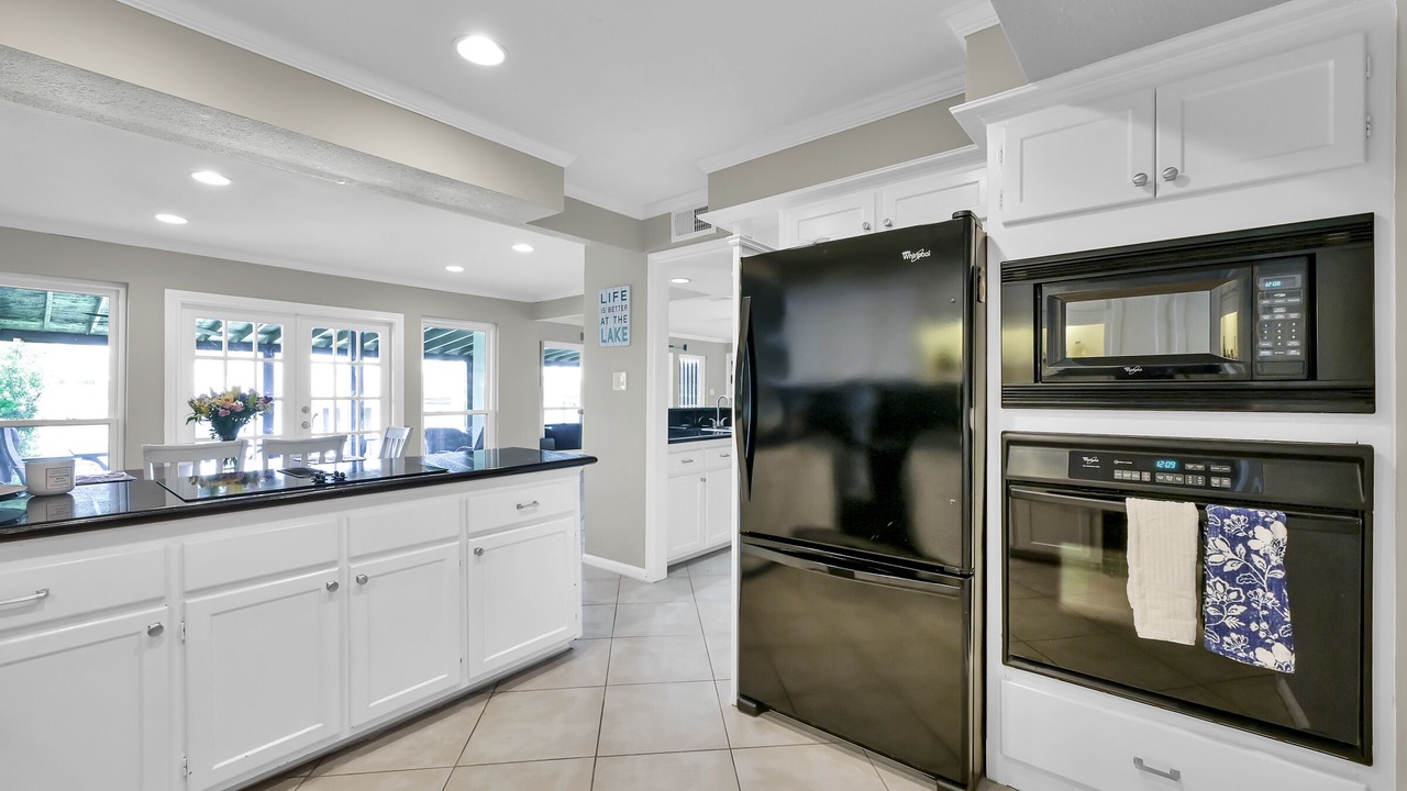 Photo of Kitchen in April Sound