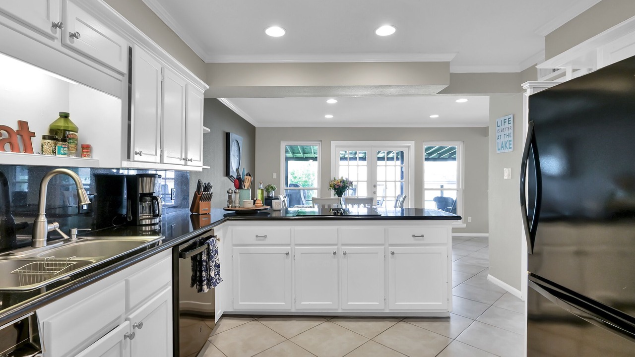 Photo of Kitchen in April Sound
