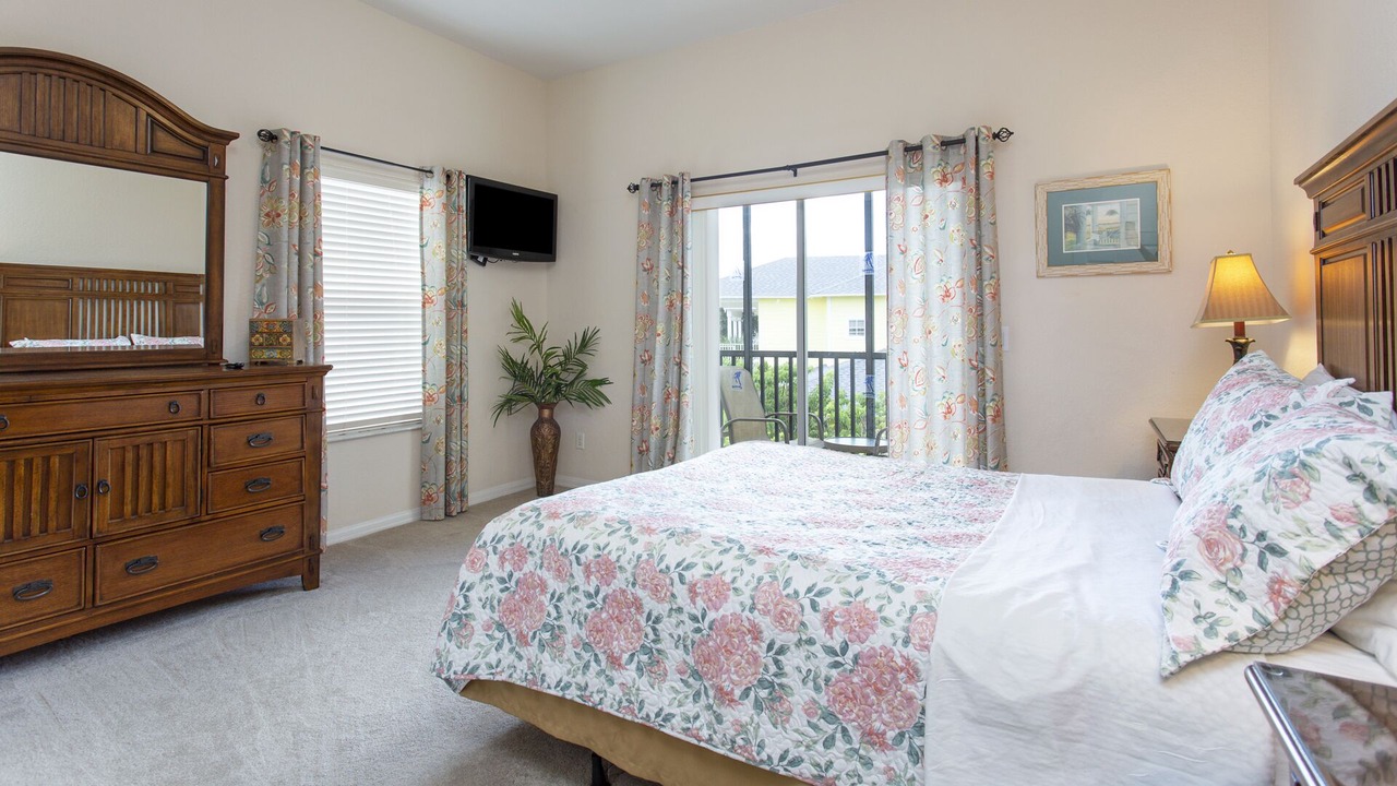 Photo of Bedroom in Bahama Bay
