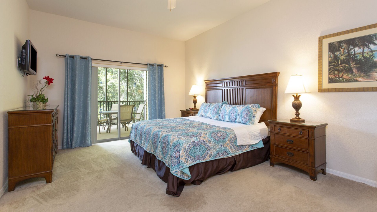 Photo of Bedroom in Bahama Bay