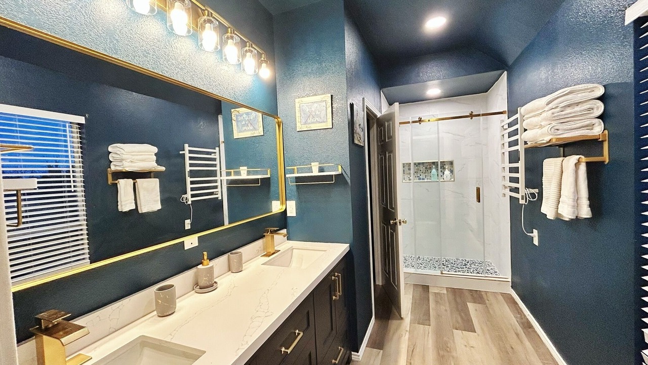 Photo of Bathroom in Frisco