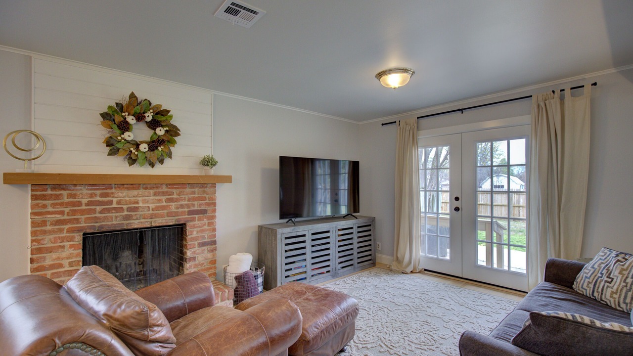 Photo of Livingroom in Tulsa