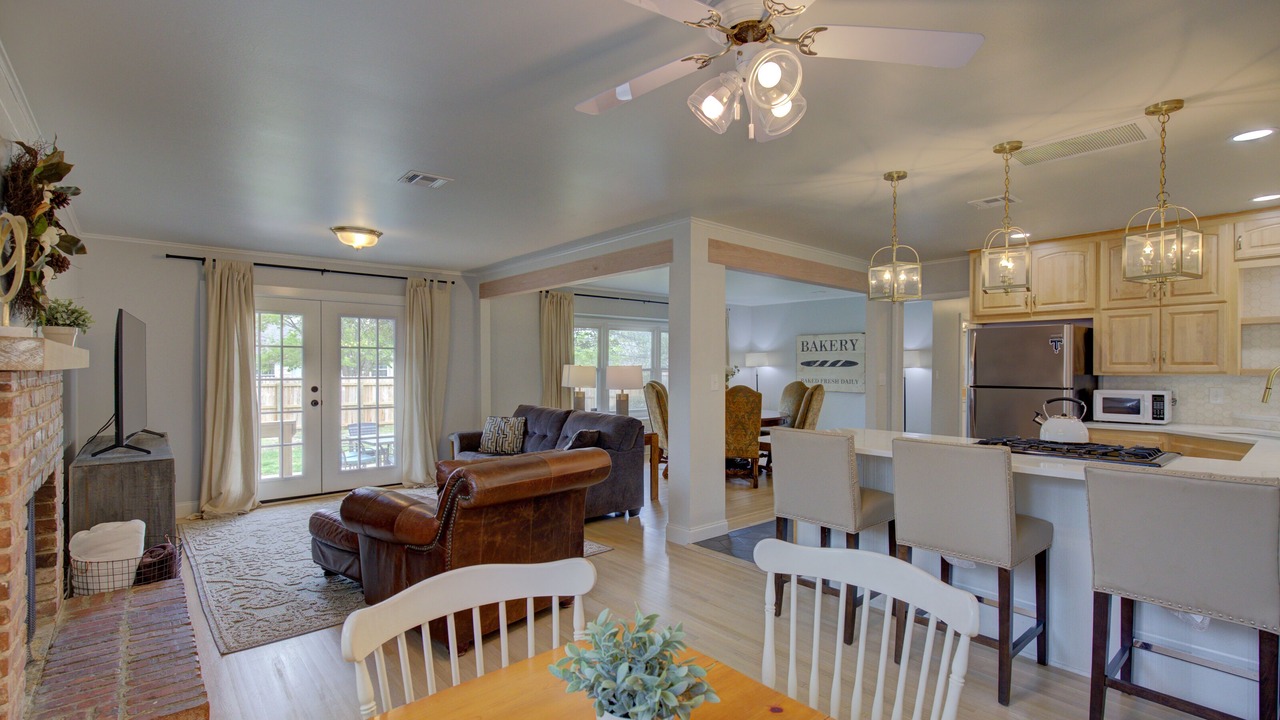 Photo of Livingroom in Tulsa
