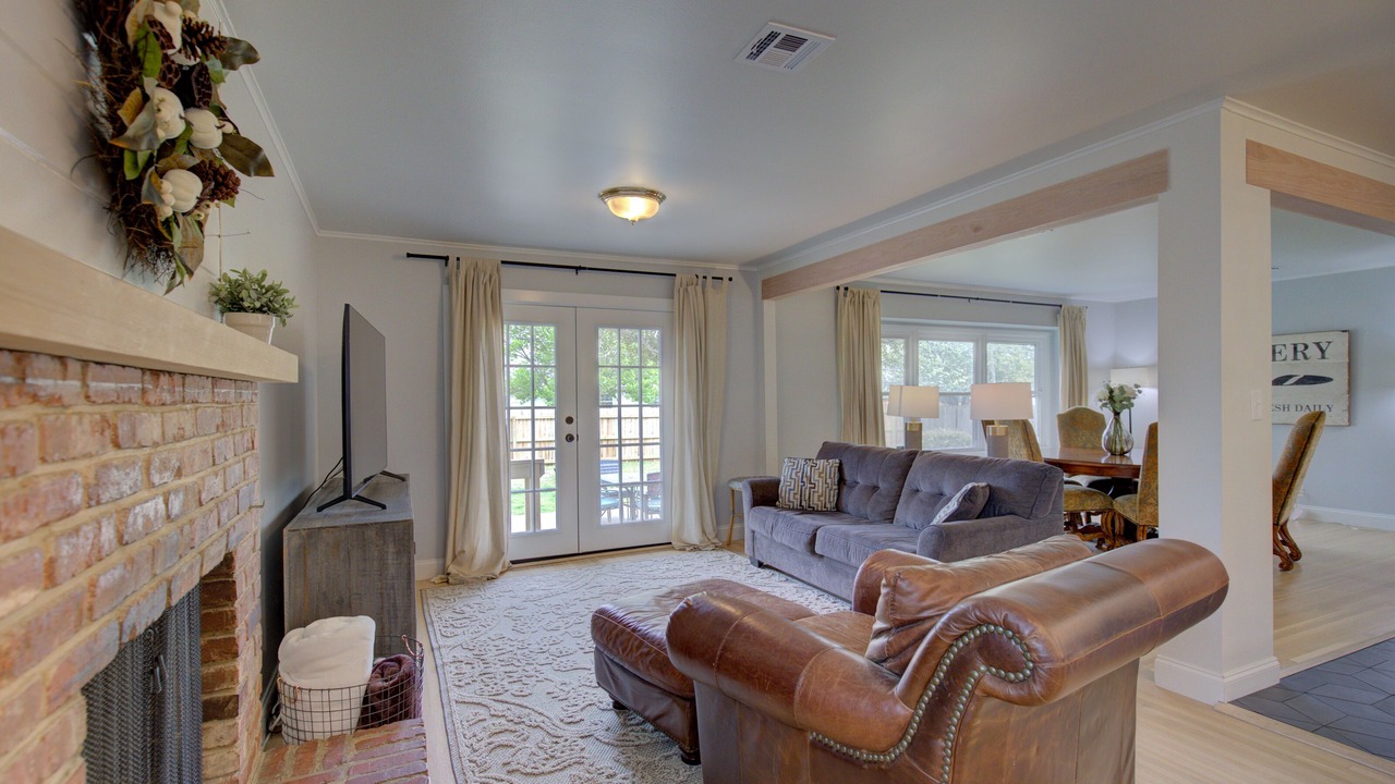 Photo of Livingroom in Tulsa