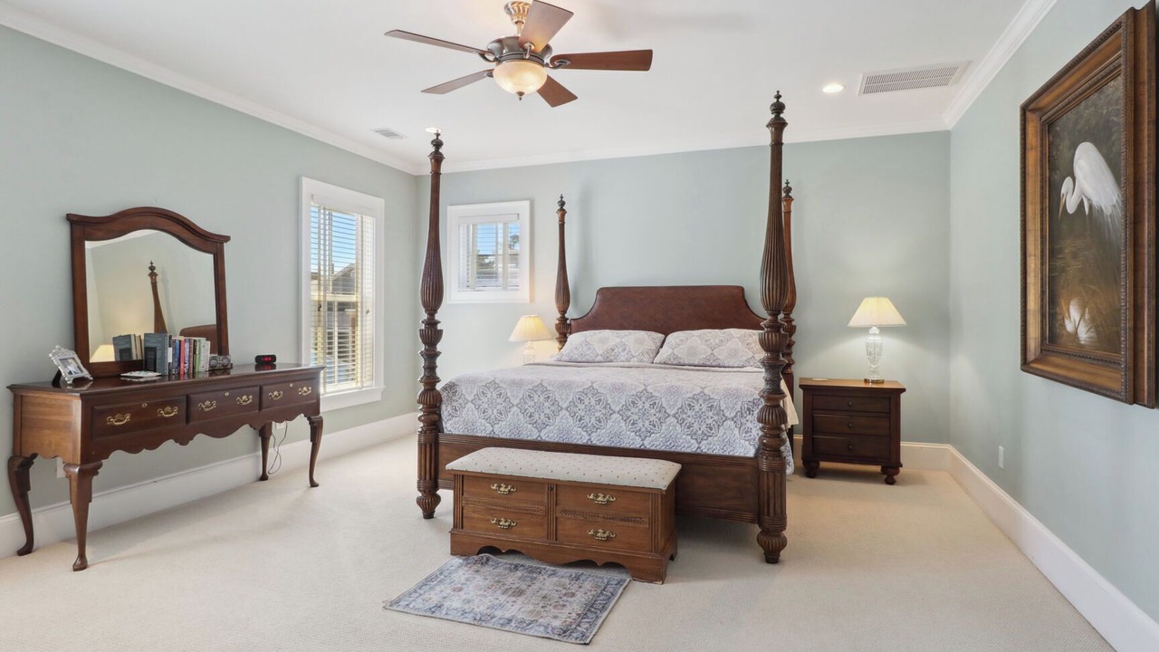 Photo of Bedroom in Beach Institute
