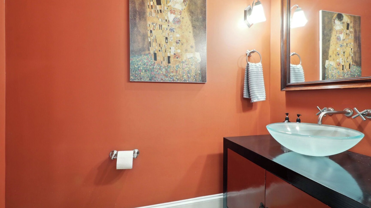 Photo of Bathroom in Beach Institute