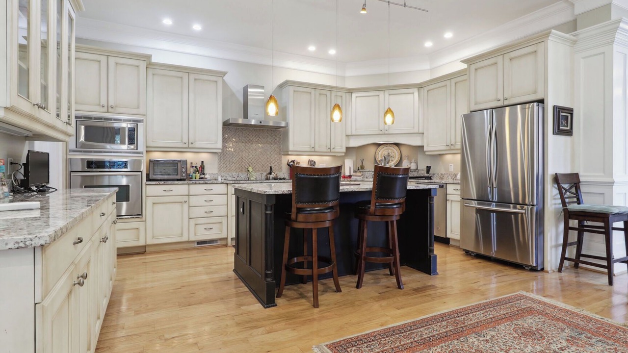 Photo of Kitchen in Beach Institute