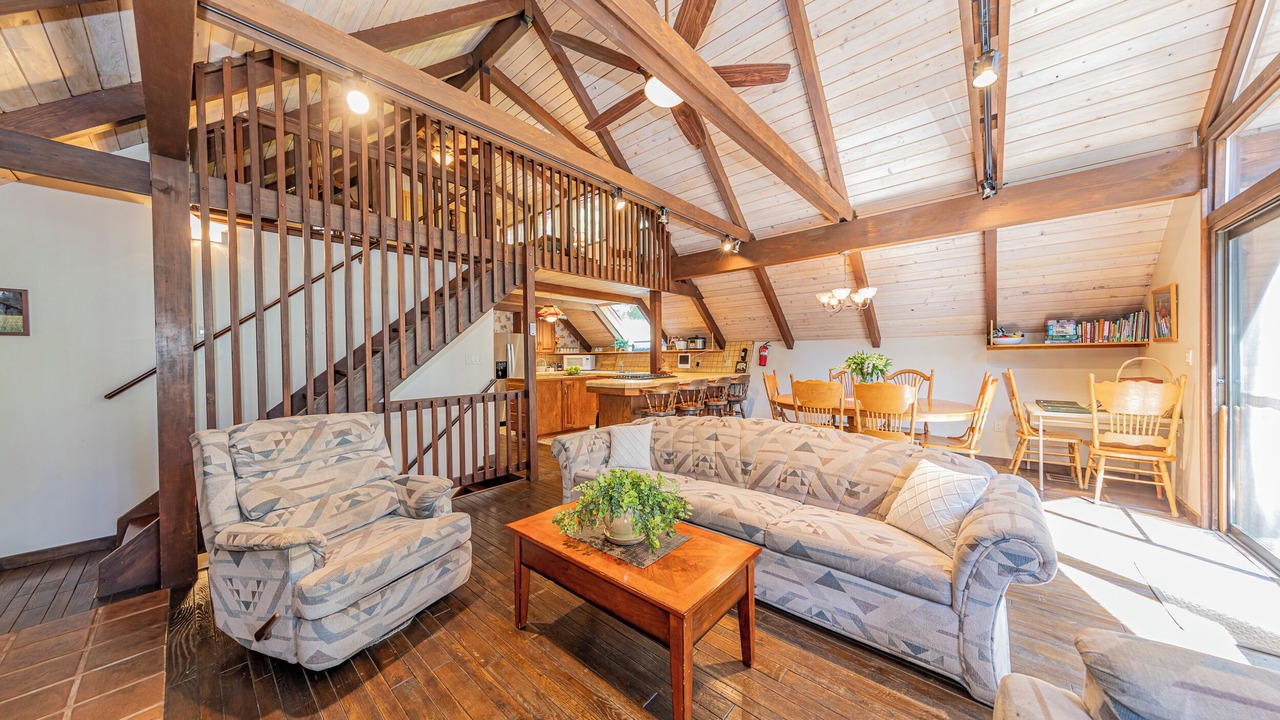 Photo of Livingroom in Fish Camp