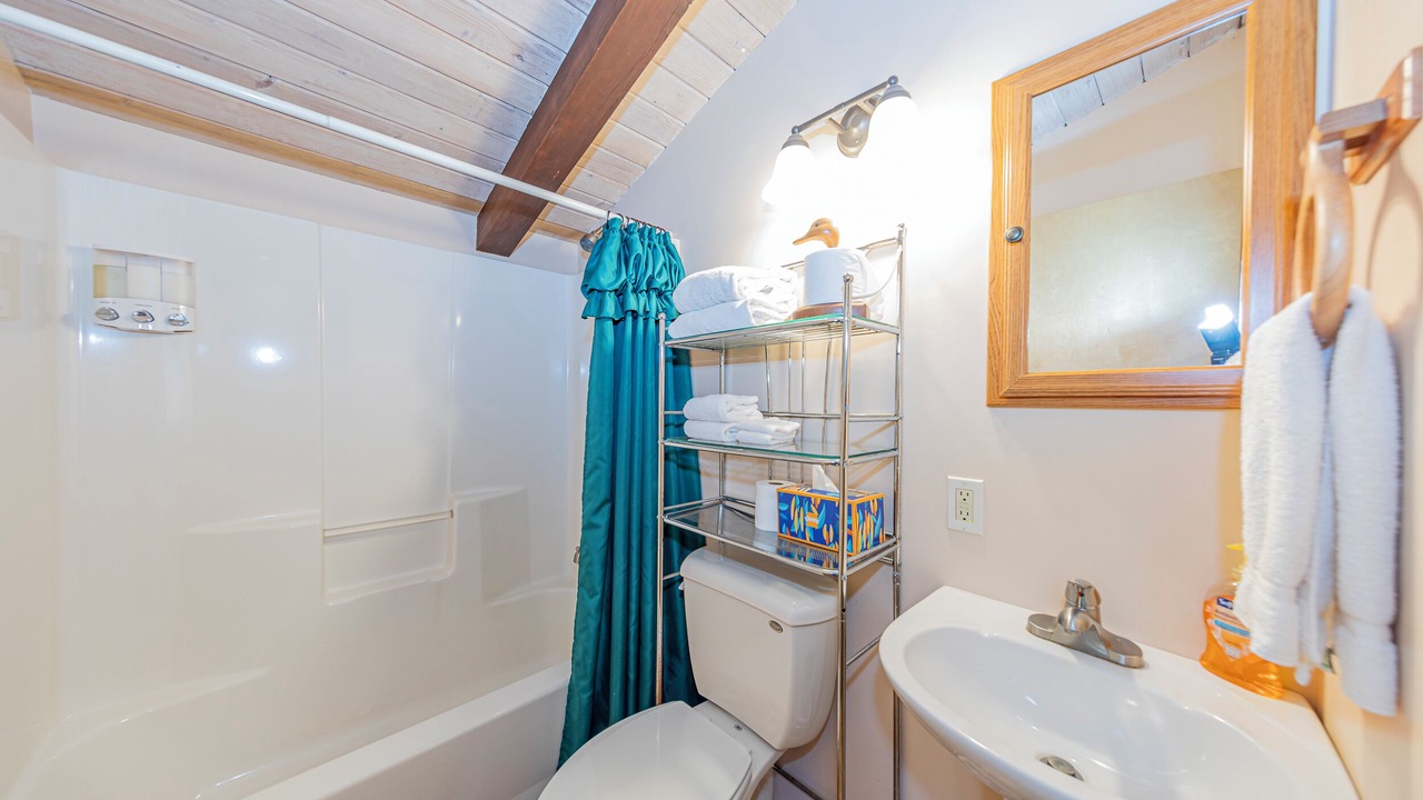 Photo of Bathroom in Fish Camp