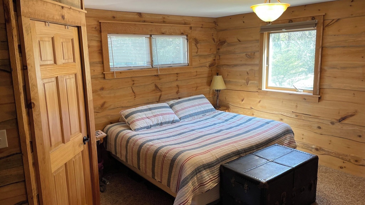 Photo of Bedroom in Ludington