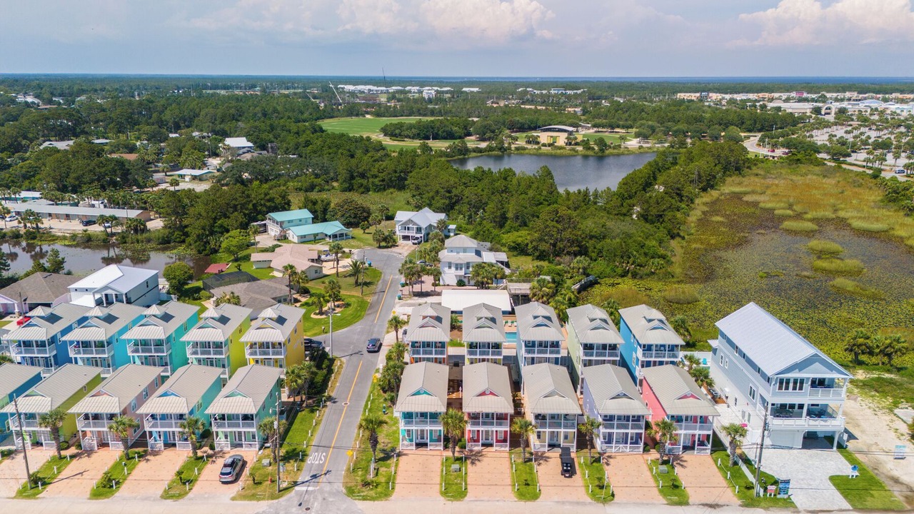 Photo of Outdoor in Lullwater Beach