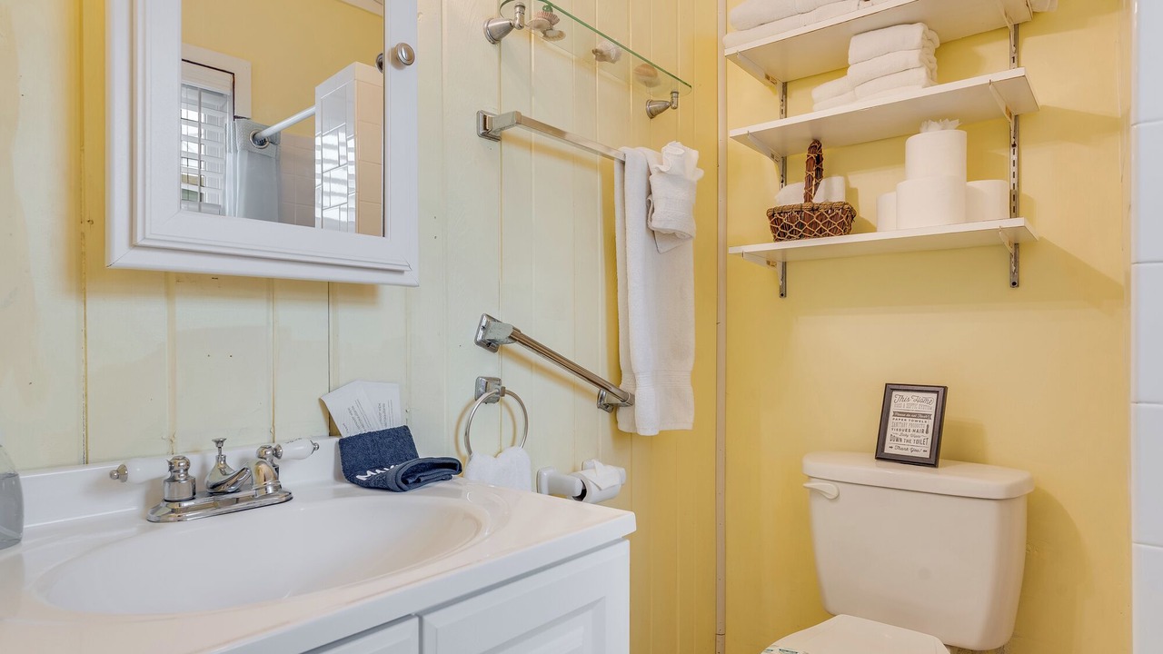 Photo of Bathroom in Laguna Beach
