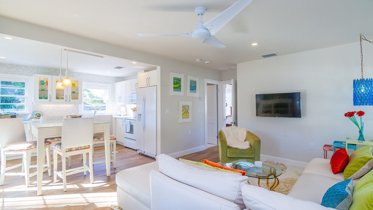 Photo of Livingroom in Central Sarasota