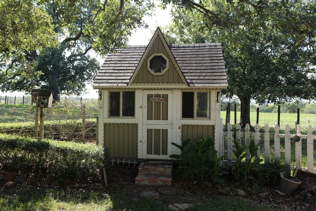 Photo of Others in Brenham